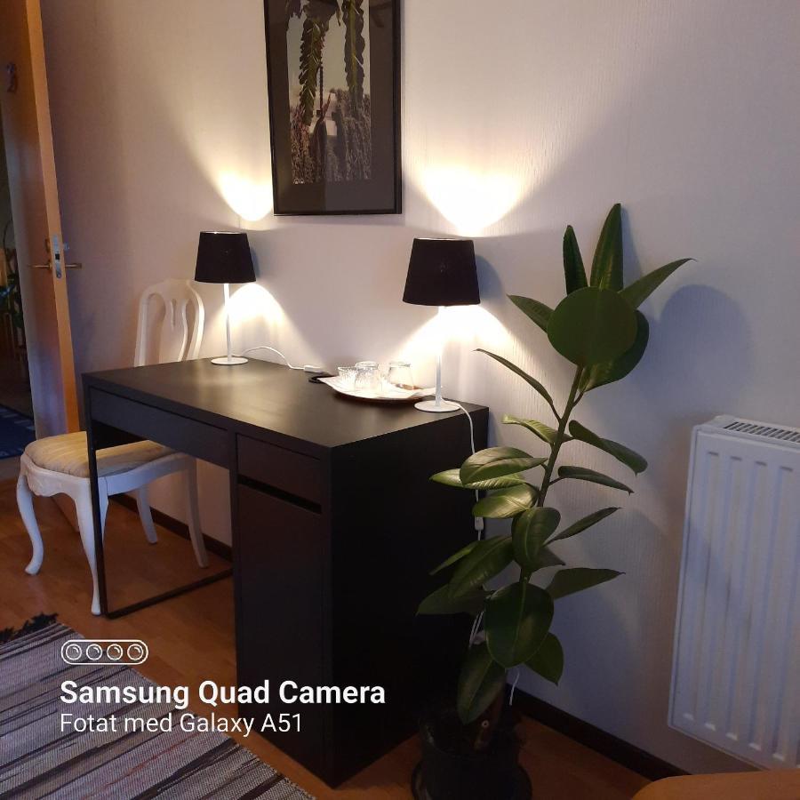 Naturnaera Dubbelrum B&B I Uppsala Ramstalund Exterior foto